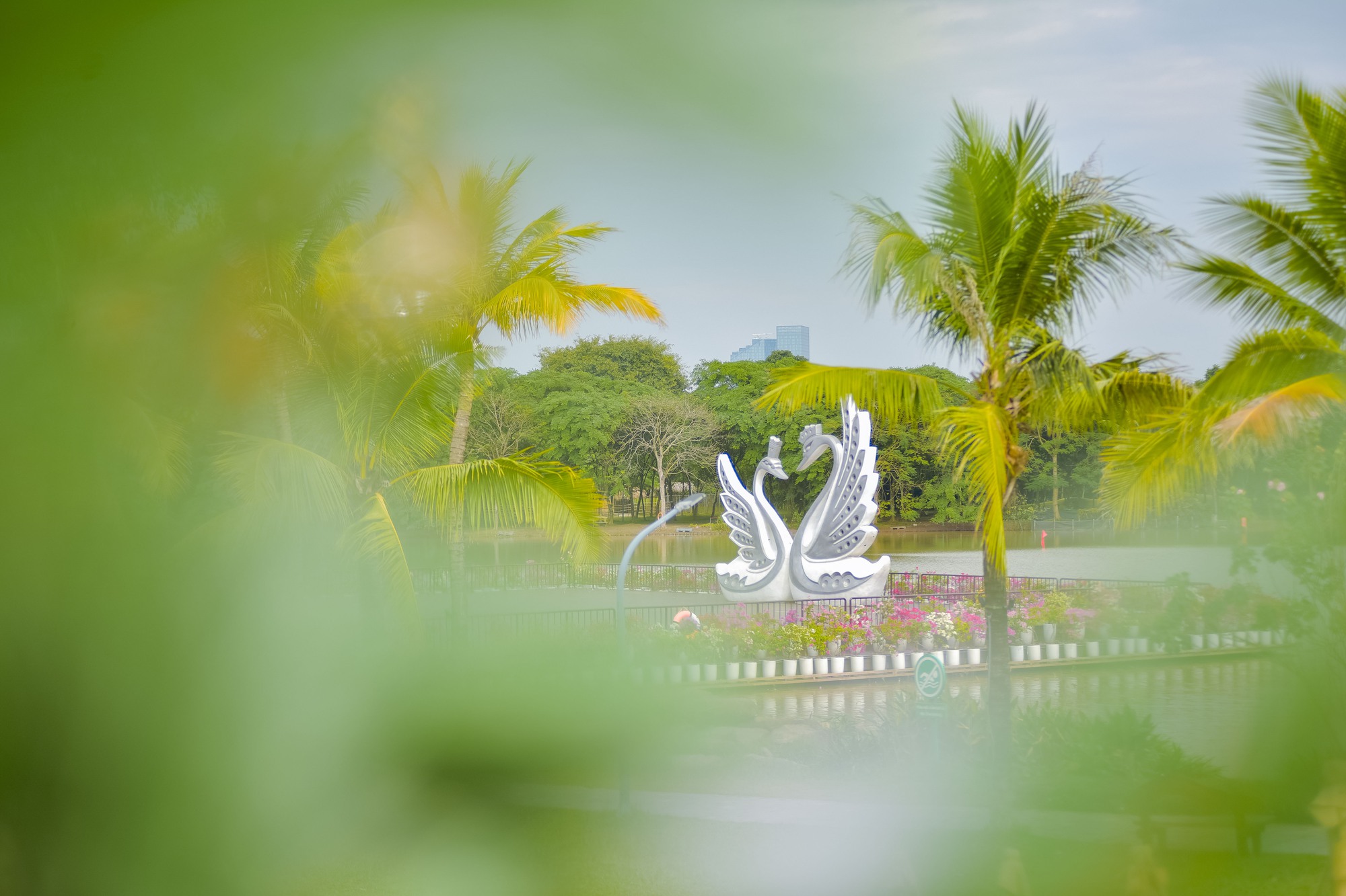 Huyện thu ngân sách cao nhất Việt Nam - Ảnh 7.