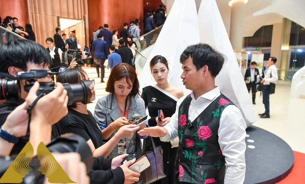 Lễ trao giải Hành động vì cộng đồng tầm cỡ quốc gia - nơi tôn vinh những 'người hùng' thầm lặng - Ảnh 11.