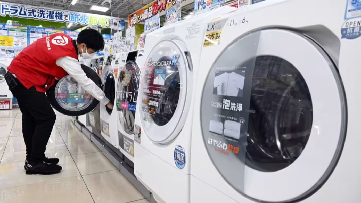 Nổi tiếng vì siêu bền, các hãng sản xuất Nhật Bản lại đang 'đau đầu' vì chẳng thể bán được hàng mới - Người dân dùng đồ 10 năm chưa bỏ - Ảnh 1.