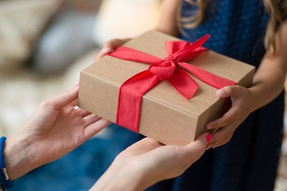 Công ty nợ lương, không thưởng nhưng tổ chức tiệc cuối năm tưng bừng để tỏ ra chăm lo cho nhân viên- Ảnh 1.