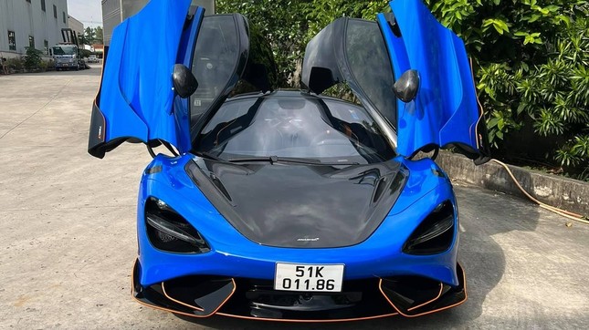 Ngân hàng rao bán siêu xe McLaren 765LT, giá khởi điểm 27,5 tỷ đồng - Ảnh 1.