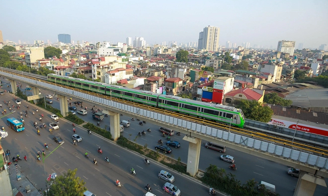 Tuyến đường sắt đô thị đầu tiên ở Việt Nam do Trung Quốc hỗ trợ xây dựng cán mốc 20 triệu lượt khách - Ảnh 1.