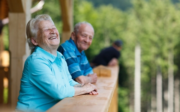 Khảo sát 1.000 người sống thọ trên 100 tuổi phát hiện thói quen trường thọ: Không phải tập thể dục, ai cũng làm được - Ảnh 1.