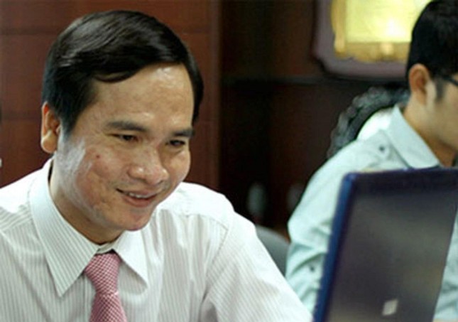 Triệu tập 8 ngân hàng tới phiên tòa xét xử cựu Chủ tịch Saigon Co.op - Ảnh 2.