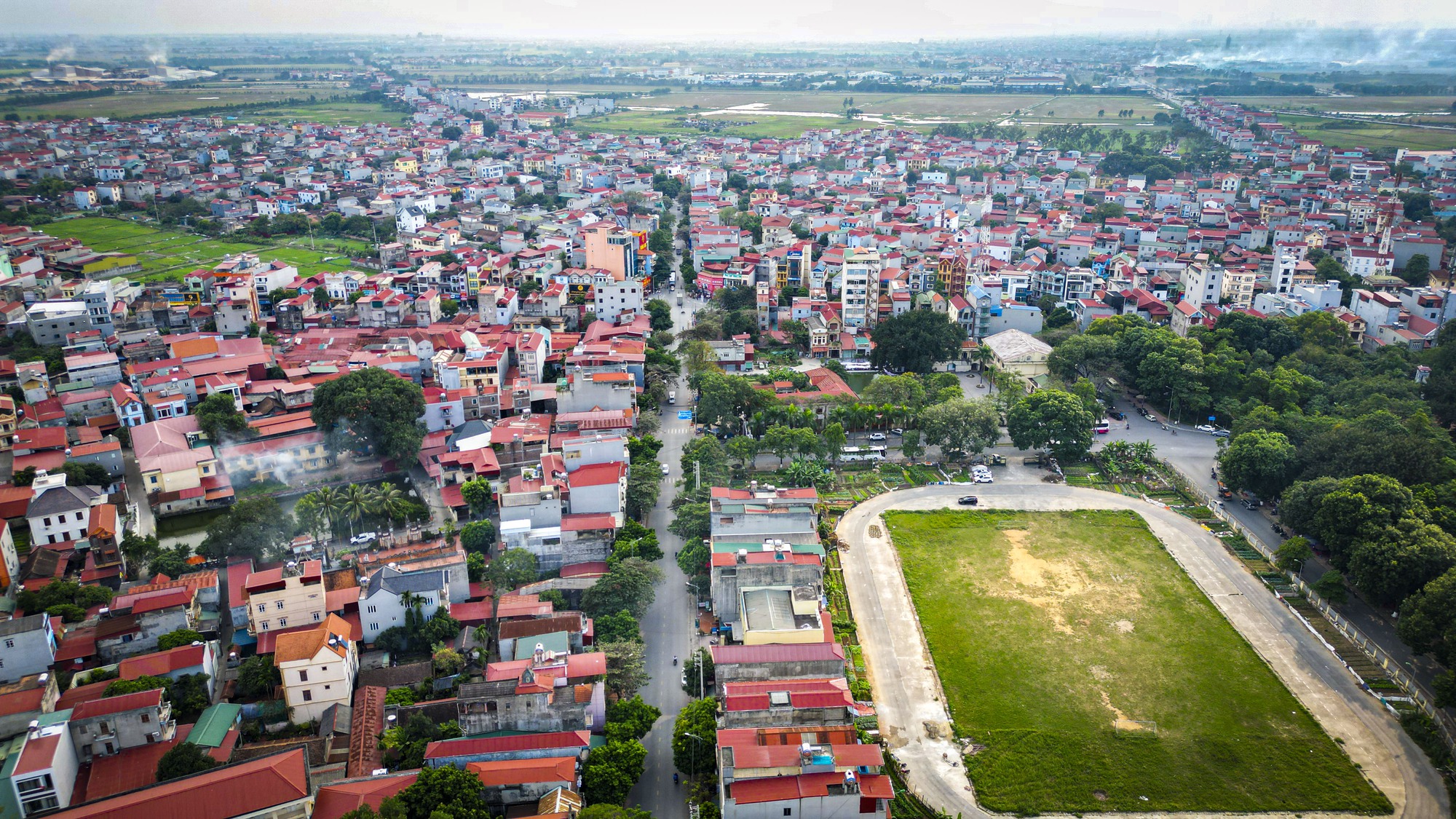 2 huyện được quy hoạch lên thành phố ở Bắc Ninh: Tăng trưởng liên tục 2 con số, có ‘siêu nhà máy’ hơn 9 tỷ USD - Ảnh 1.