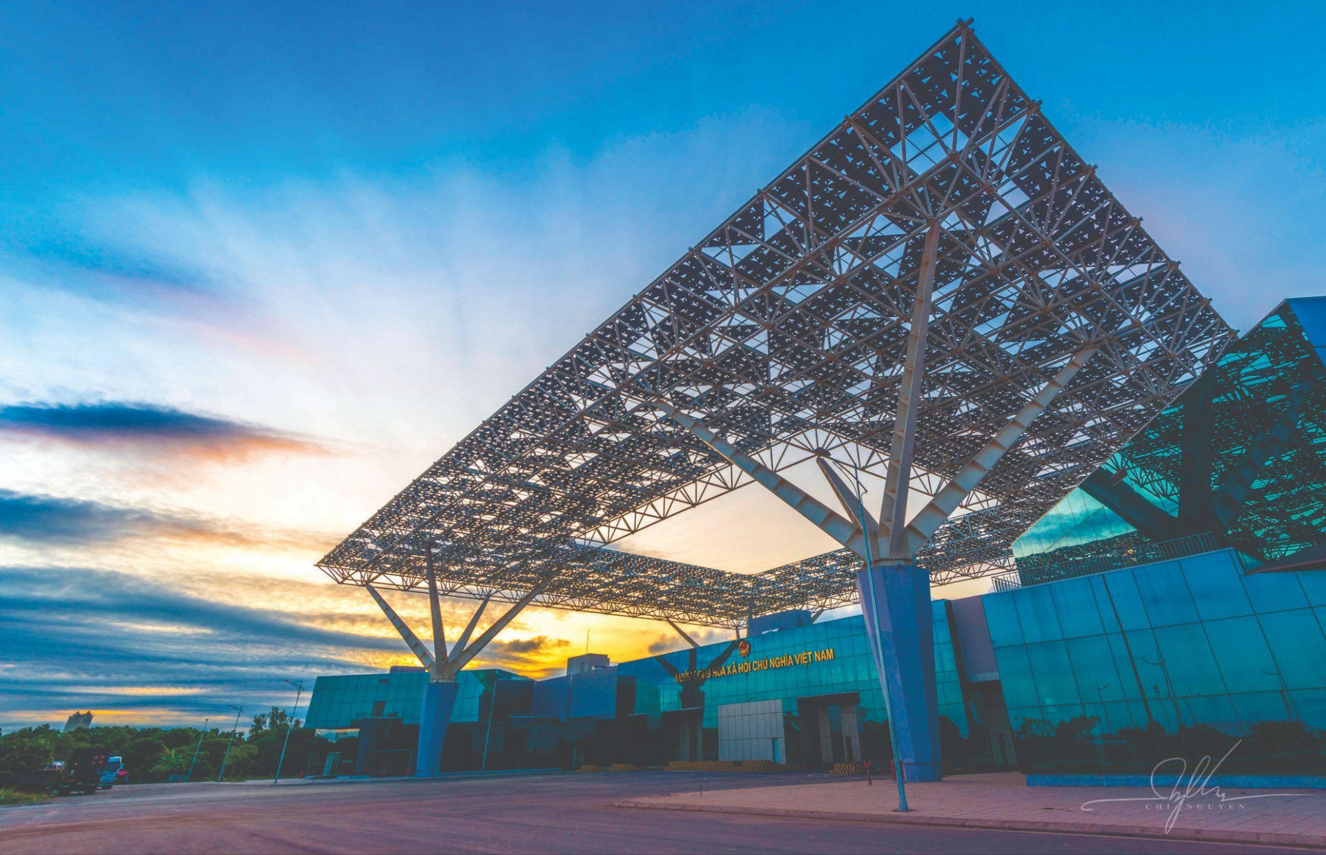 Năm "đại thắng" của một tỉnh giáp Trung Quốc: 9 năm liên tiếp tăng trưởng trên hai con số, lập kỷ lục về thu hút FDI - Ảnh 1.