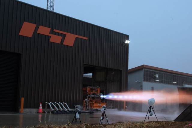 Công ty Nhật Bản này muốn cung cấp năng lượng cho tên lửa bằng chất thải của bò - Ảnh 2.