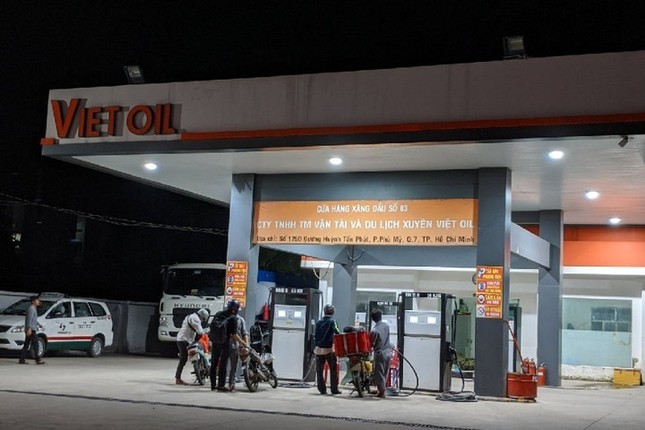 Lùm xùm Xuyên Việt Oil: Đề xuất 'xin được giải cứu' và khoản vay khủng - Ảnh 1.