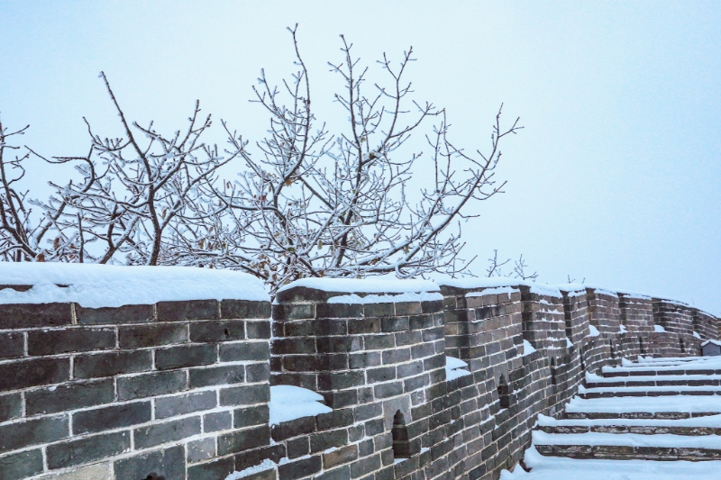 Chùm ảnh: Giá lạnh cực độ, Vạn Lý Trường Thành và Cố Cung tạo nên cảnh tượng tuyết phủ đẹp như tranh vẽ- Ảnh 4.