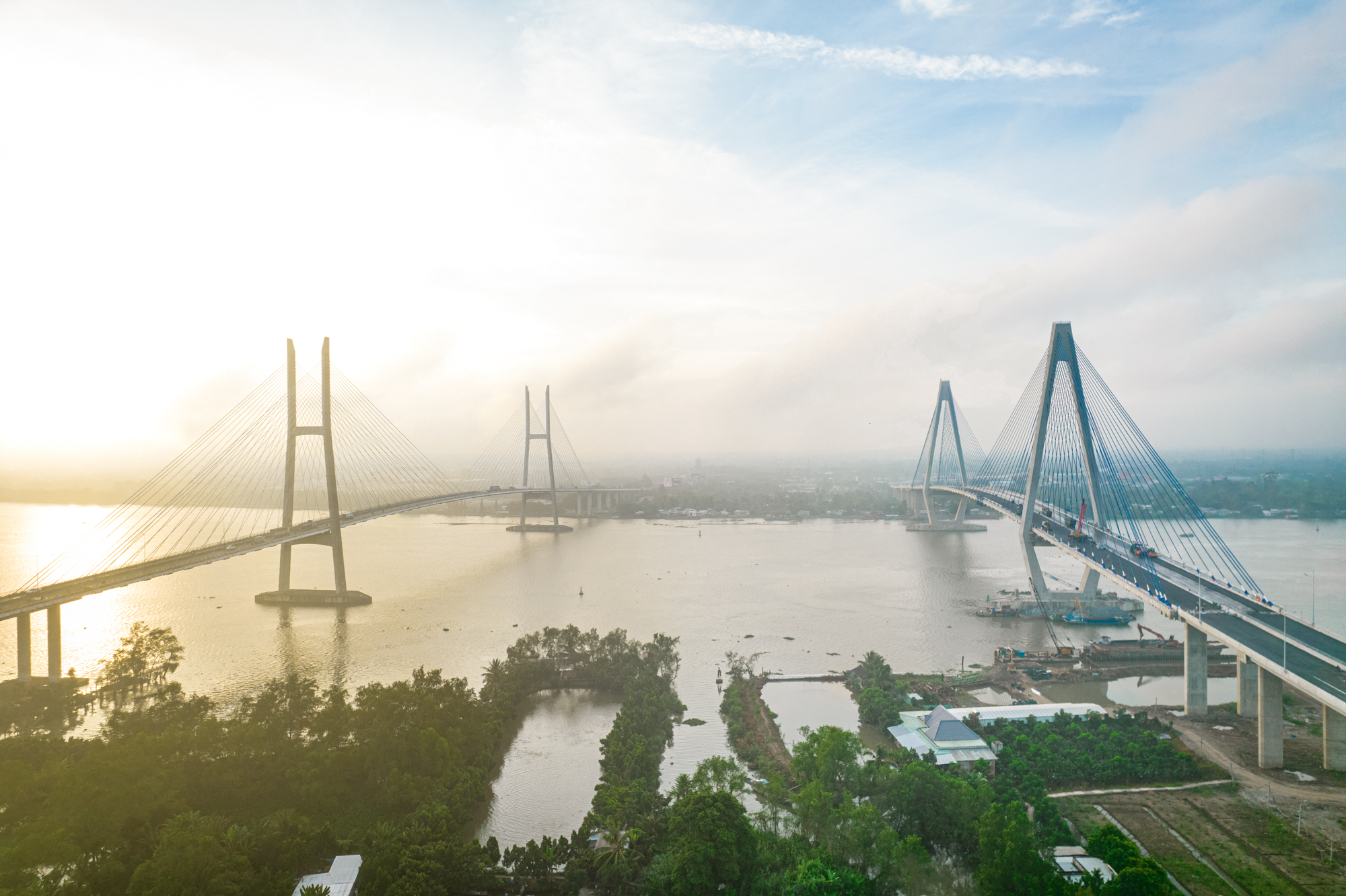  Ngắm cầu đắt nhất cao tốc Bắc - Nam phía đông trước ngày thông xe - Ảnh 9.