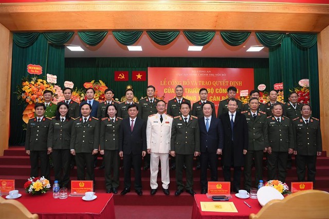 Giám đốc công an tỉnh Nghệ An giữ chức Cục trưởng Cục An ninh chính trị nội bộ - Ảnh 2.