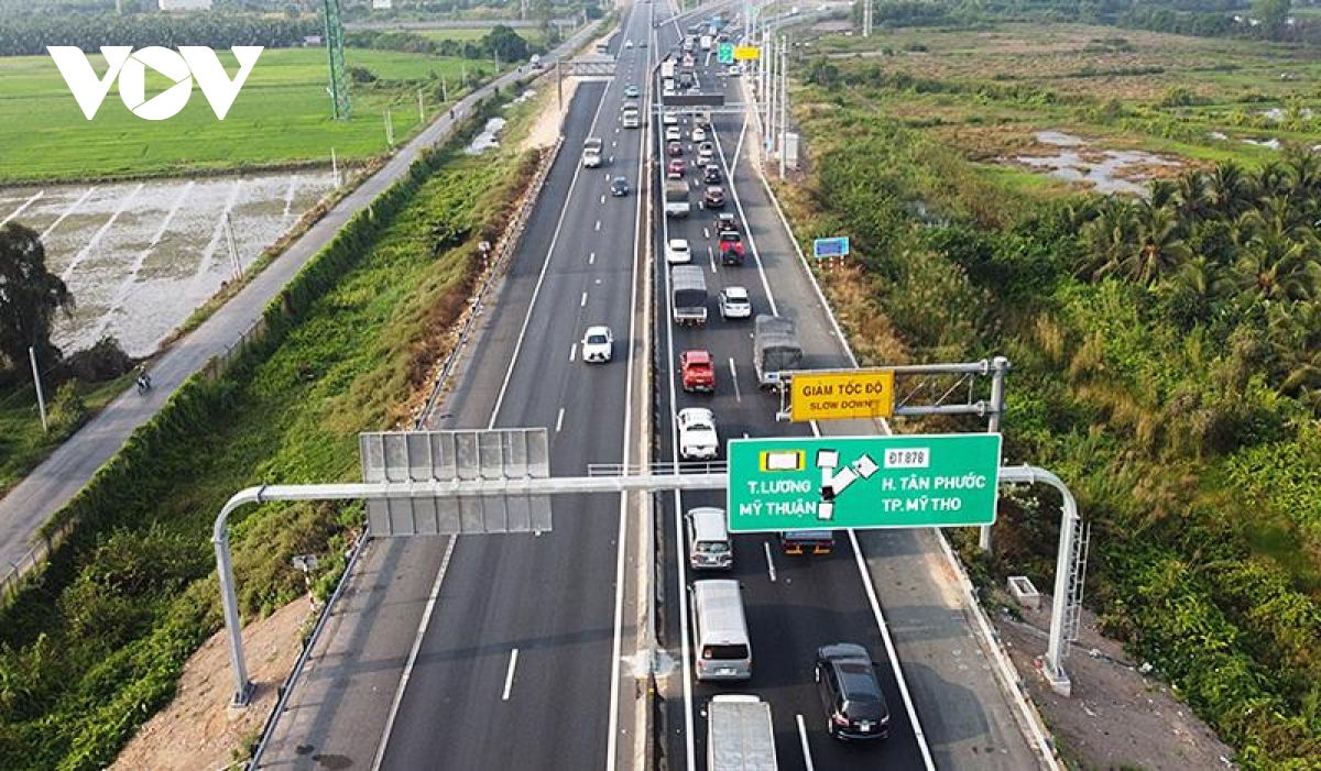 Nâng tốc độ chạy xe trên cao tốc Trung Lương-Mỹ Thuận lên 90km/h - Ảnh 1.