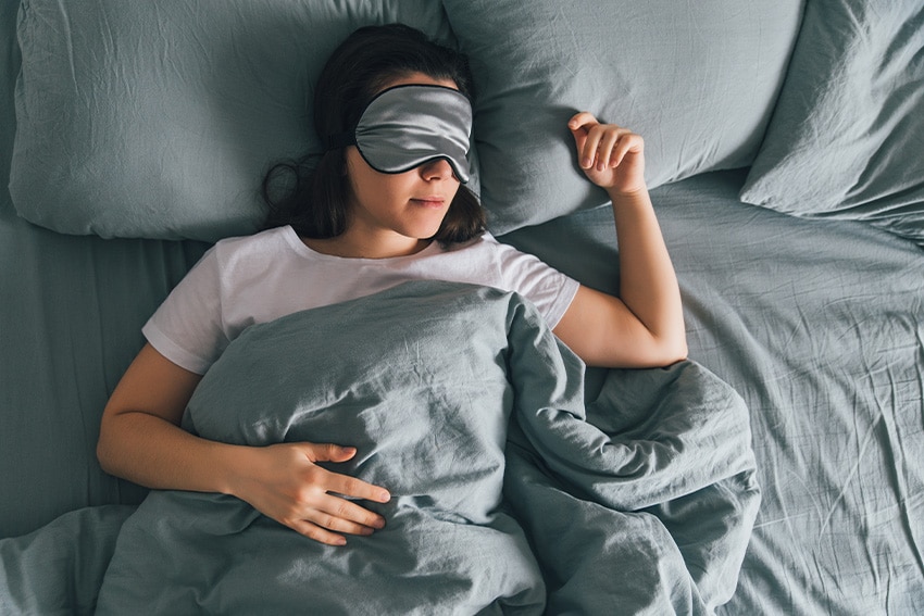 12 mẹo giúp bạn ngủ ngon hơn khi thời tiết trở lạnh- Ảnh 3.