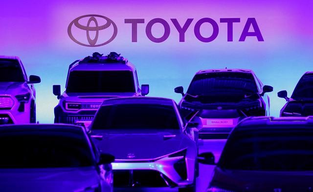 Bê bối lớn chưa từng có của Toyota: Bị tố 'xào nấu' số liệu hơn 30 năm, phải thu hồi 1,12 triệu xe - Ảnh 1.