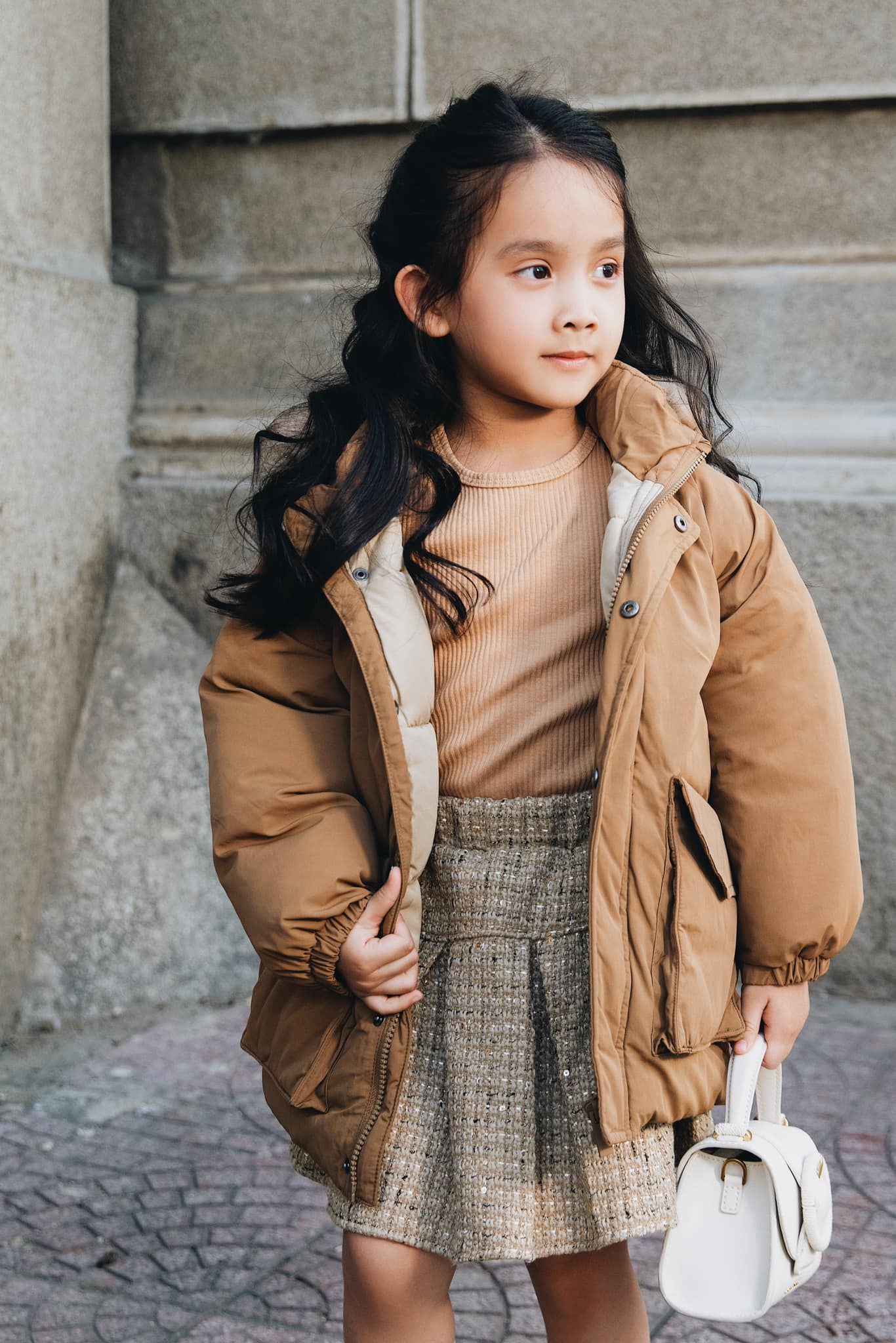Mới 3 ngày tuổi đã bị bỏ rơi, con gái nuôi của Đỗ Mạnh Cường giờ được khen không khác gì fashionista nhí- Ảnh 10.