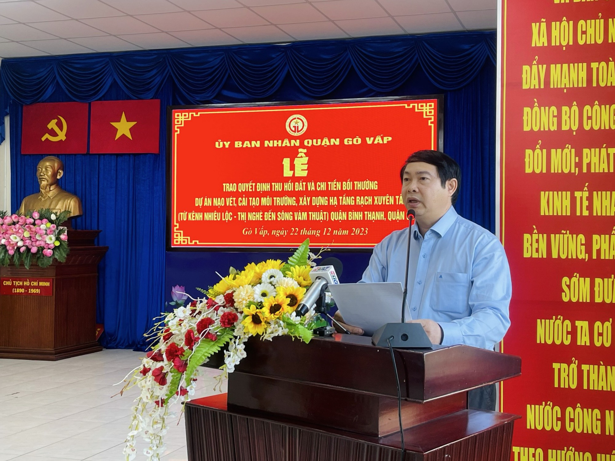 5 hộ dân đầu tiên trong dự án rạch Xuyên Tâm nhận gần 23 tỉ đồng- Ảnh 3.
