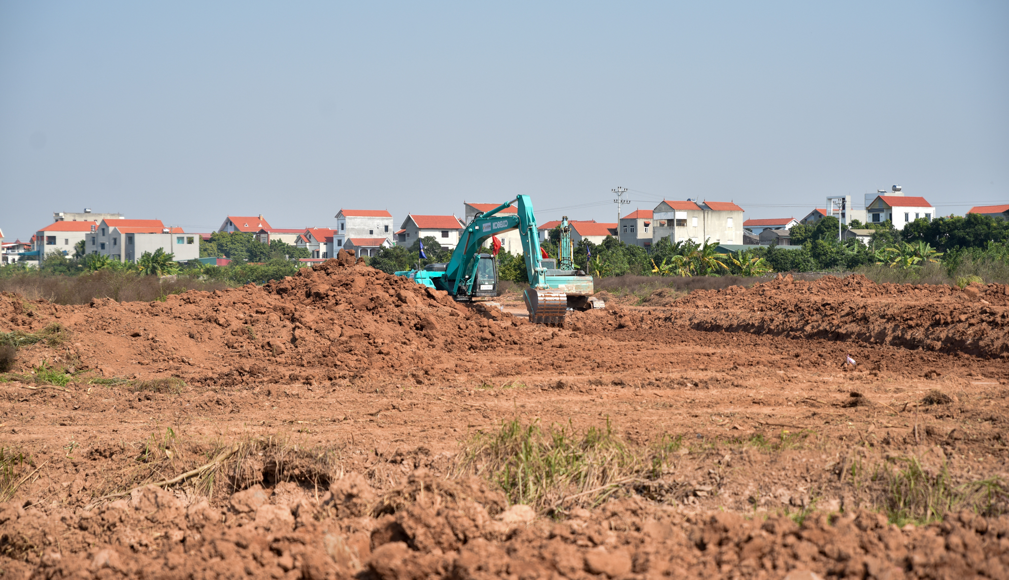 Dự án 86.000 tỷ đoạn qua Hưng Yên dần lộ hình hài sau một tháng khởi công - Ảnh 4.