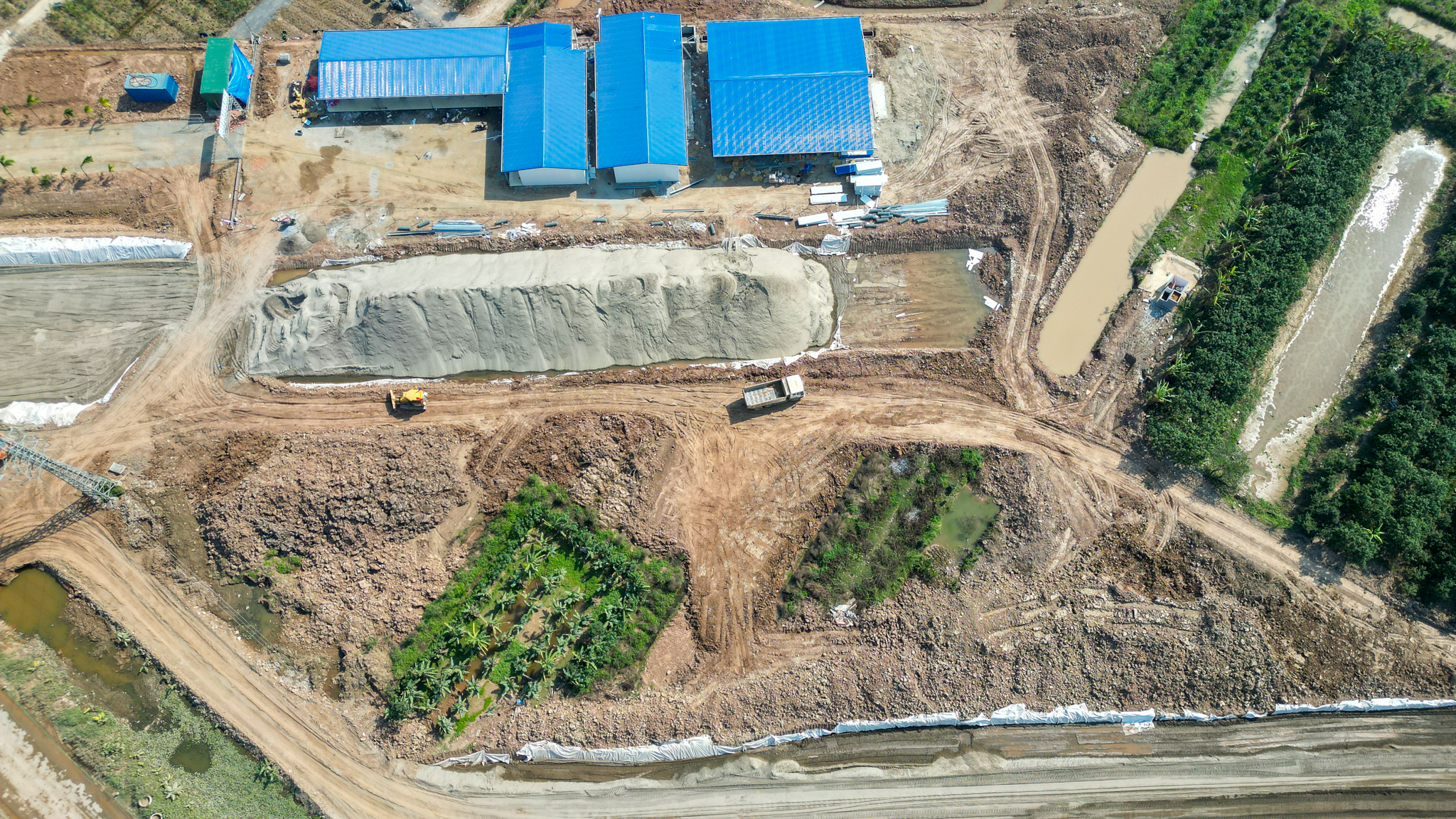 Dự án 86.000 tỷ đoạn qua Hưng Yên dần lộ hình hài sau một tháng khởi công - Ảnh 7.