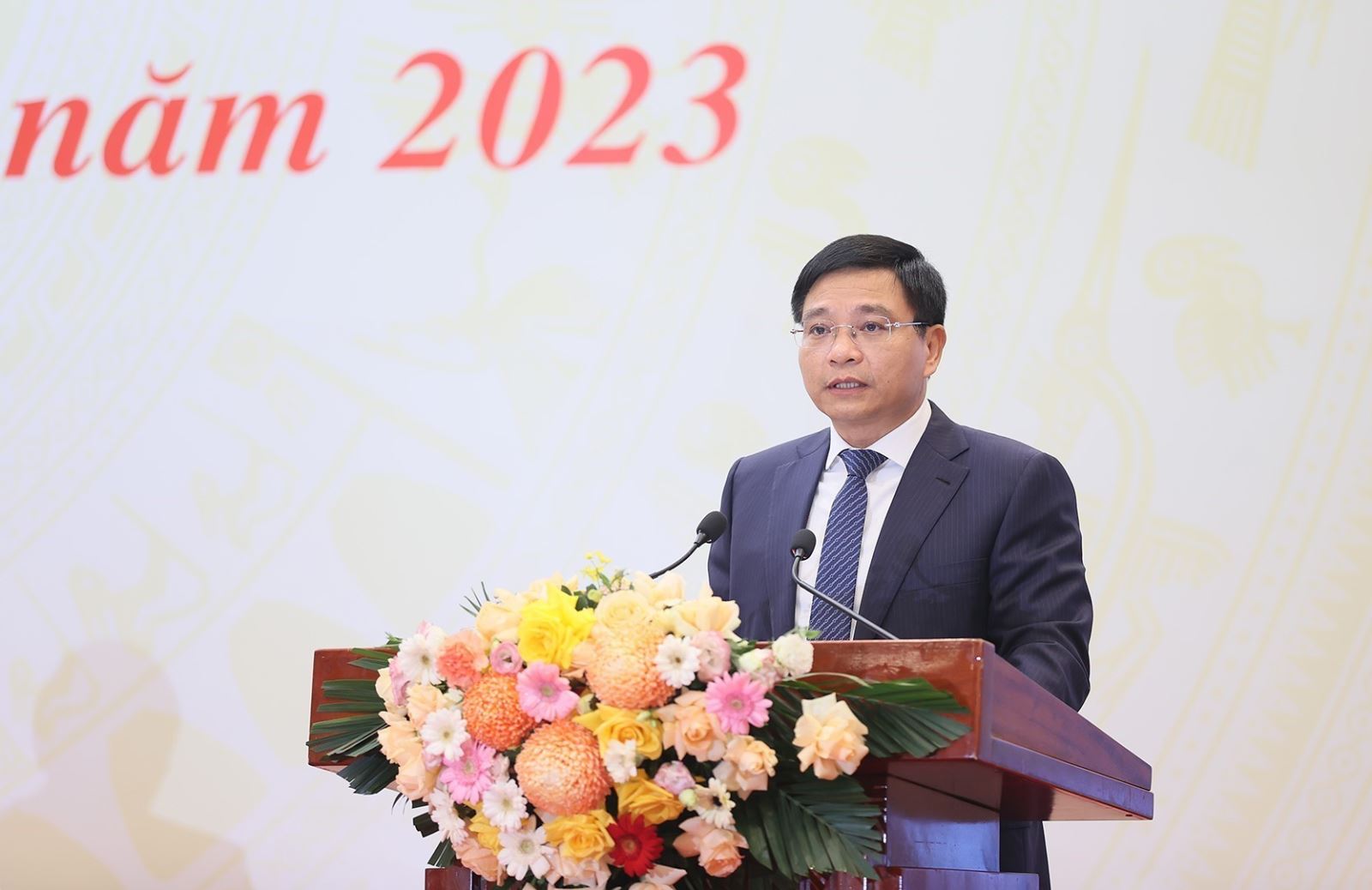 Năm 2023, ngành giao thông giải ngân số vốn cao nhất trong lịch sử - Ảnh 2.