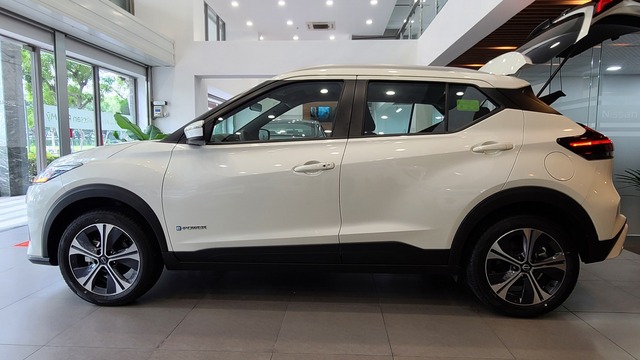 Nissan Kicks giảm giá mạnh hơn 170 triệu đồng, quyết đấu Yaris Cross và Seltos - Ảnh 3.