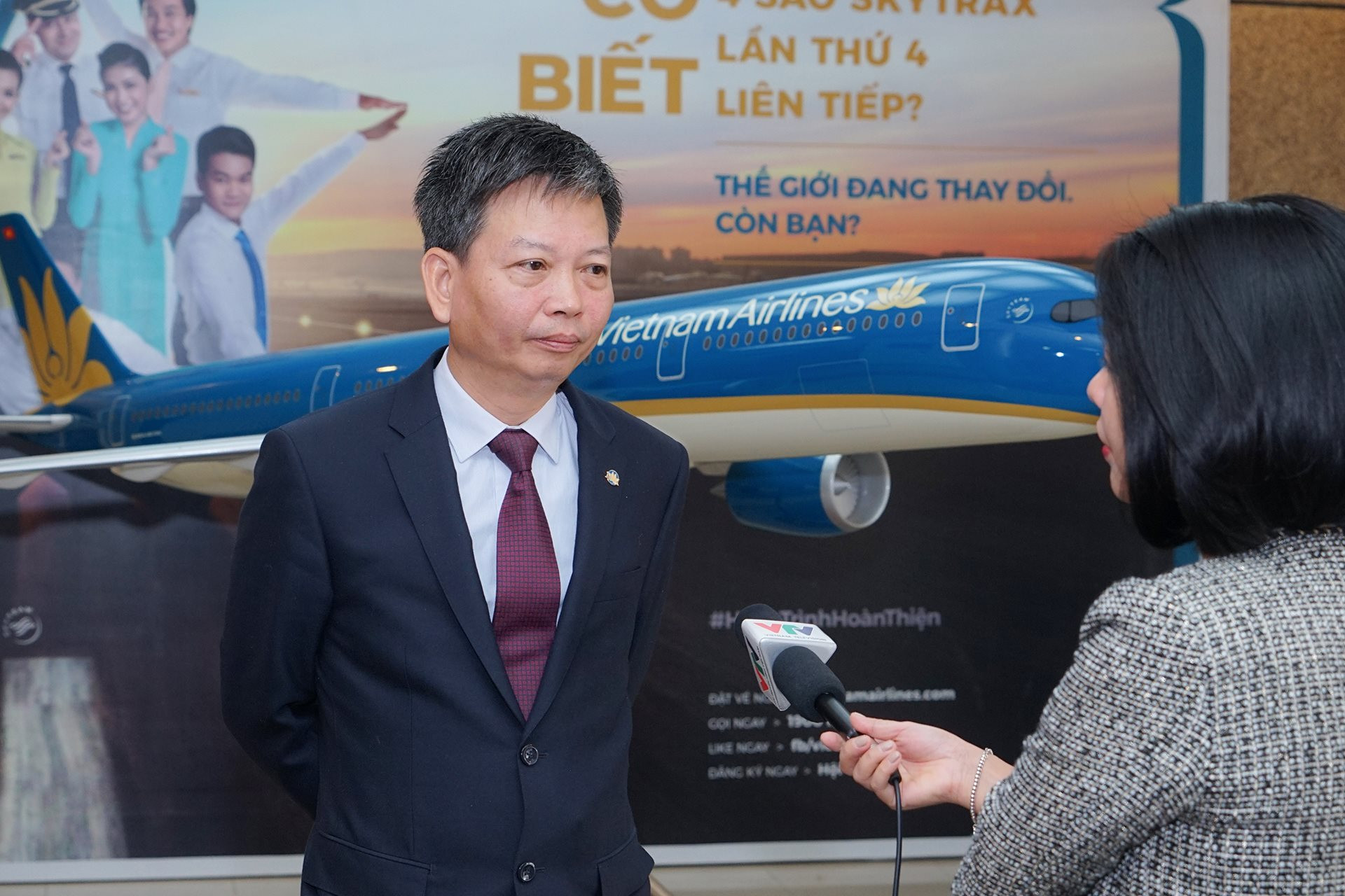 Vietnam Airlines miễn nhiệm chức Phó Tổng giám đốc của 'công thần' gắn bó hơn 35 năm - Ảnh 1.