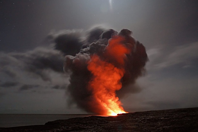 Tại sao vụ phun trào núi lửa Iceland lại khiến các chuyên gia lo lắng? - Ảnh 5.