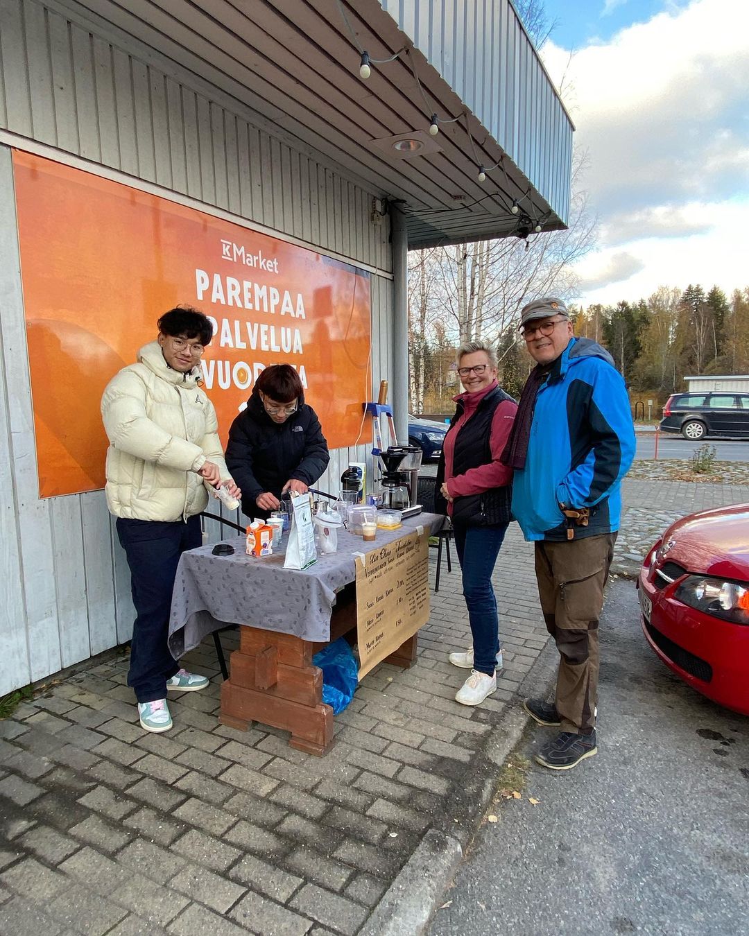 3 thanh niên Việt bỗng nổi tiếng sau 7749 "kiếp nạn" bán cafe muối ở Phần Lan: Thu nhập thì sao?- Ảnh 10.