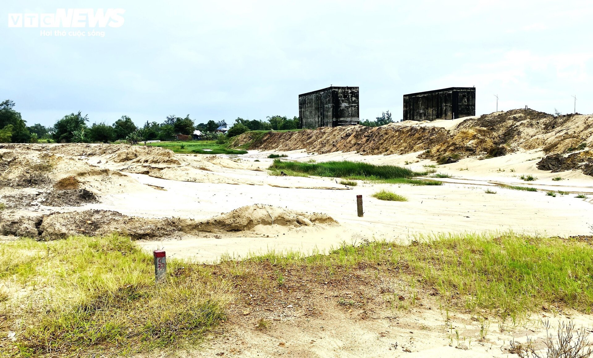 1 tháng trước hạn nghiệm thu, khu đô thị 4,6ha ở Quảng Nam vẫn là bãi đất trống - Ảnh 3.