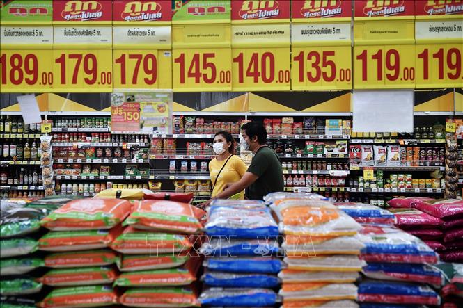 Nhu cầu mạnh đẩy giá gạo của Thái Lan và Việt Nam lên mức cao nhất ba tháng - Ảnh 1.
