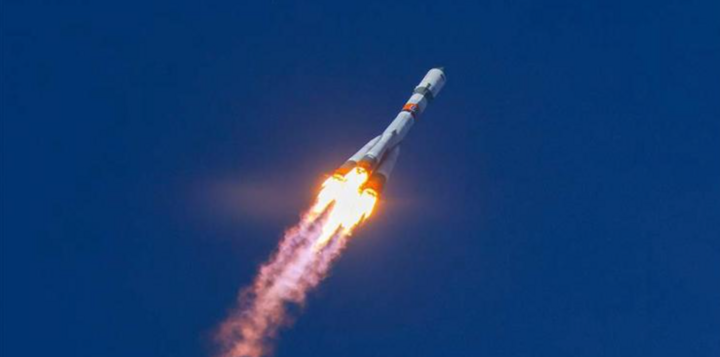 Tàu chở hàng Nga đưa quýt và trứng cút lên trạm vũ trụ quốc tế - Ảnh 1.