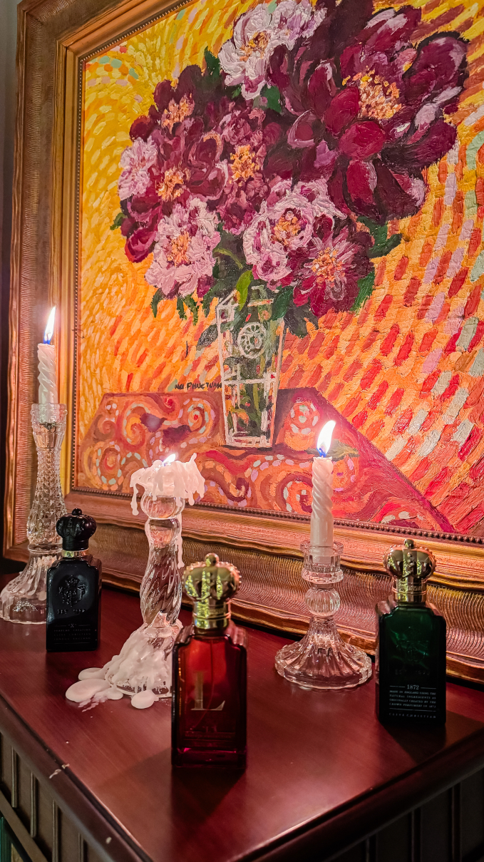 Bên trong căn hộ 5 tỷ của NTK Nguyễn Phúc Tuấn: Đồ decor xách tay từ Pháp, không gian hệt như triển lãm với toàn tranh tự vẽ - Ảnh 8.