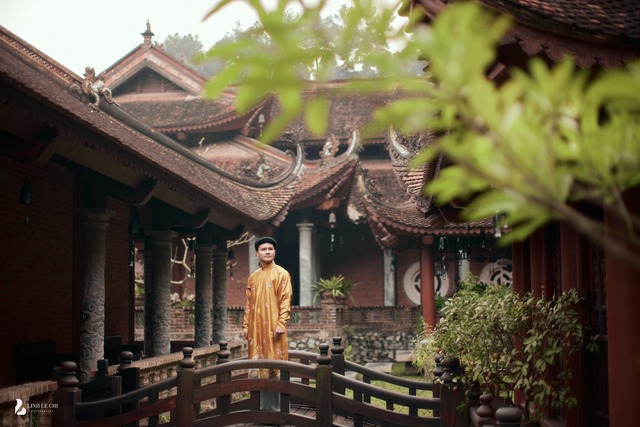 Ảnh cưới full HD của Quang Hải - Chu Thanh Huyền, chú rể chấp nhận lùi về sau làm nền để vợ tỏa sáng - Ảnh 4.