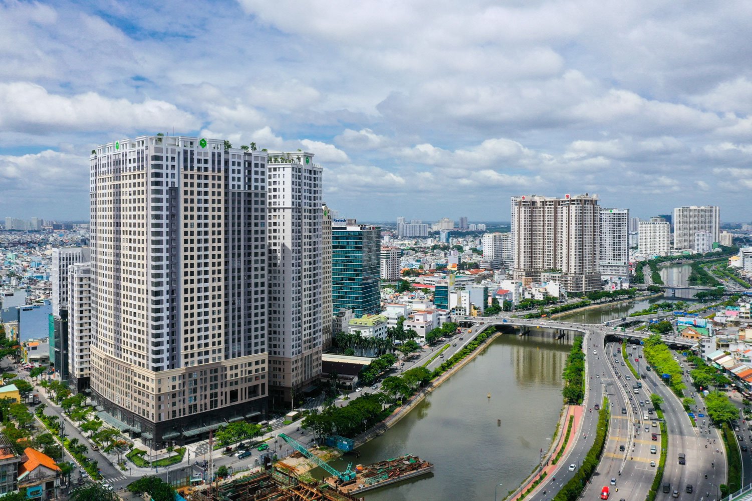 Chủ dự án Saigon Royal Residence sử dụng bất động sản để thanh toán một phần lô trái phiếu 1.000 tỷ quá hạn giống công ty mẹ Novaland - Ảnh 2.