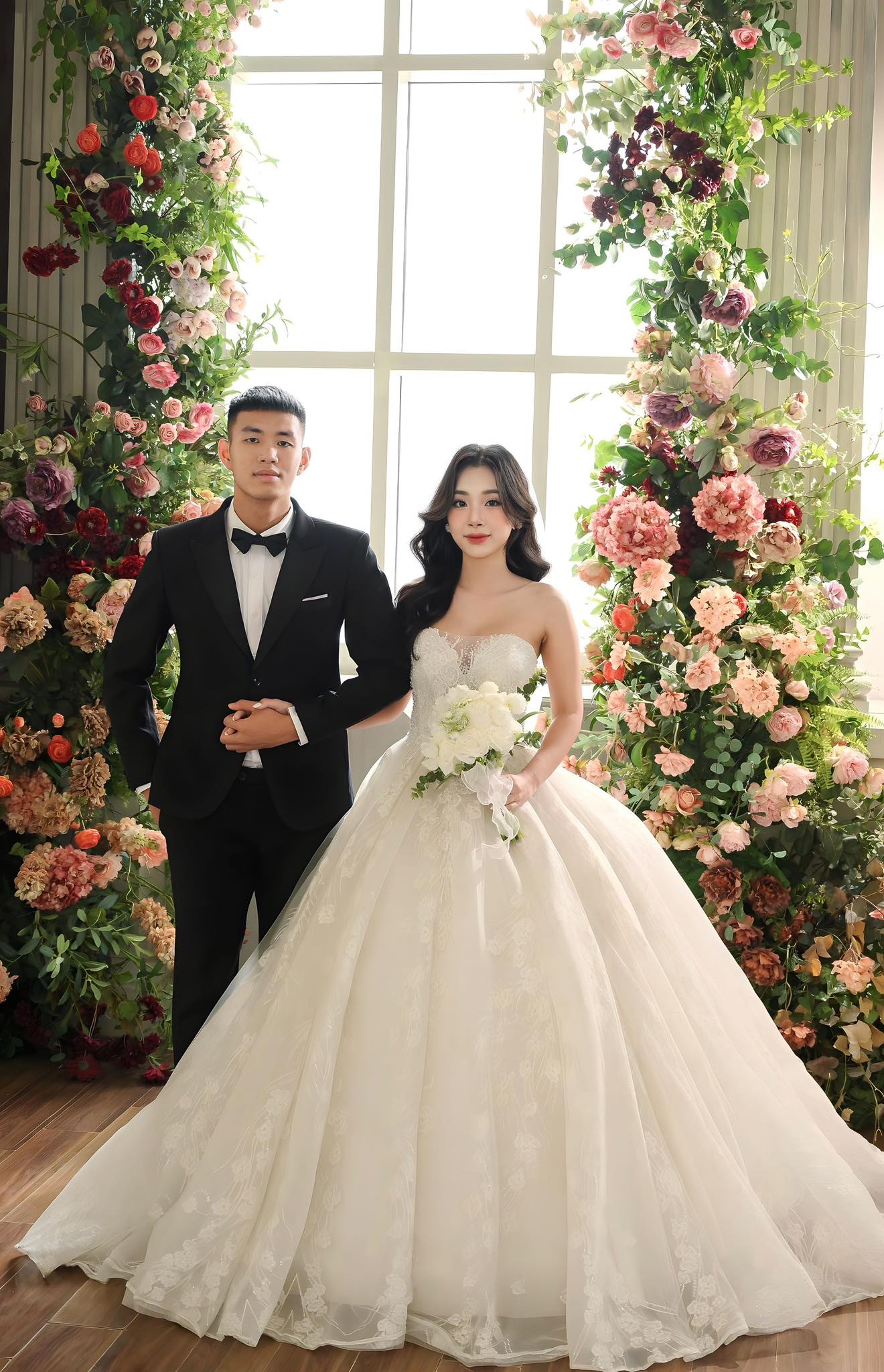 Ngôi sao mới nổi của ĐT Việt Nam kết hôn, đám cưới đơn giản, không linh đình như Đoàn Văn Hậu- Ảnh 5.