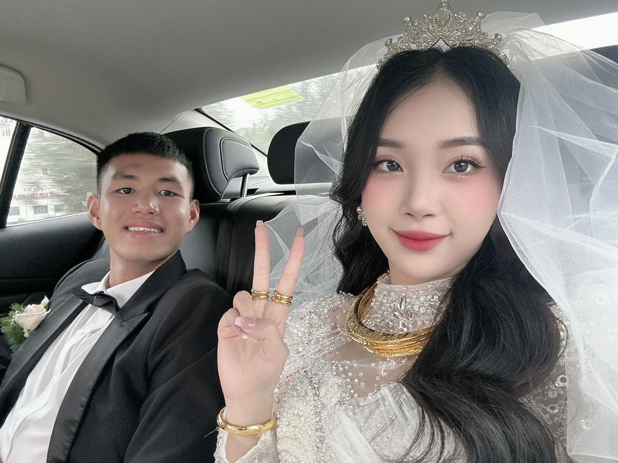 Ngôi sao mới nổi của ĐT Việt Nam kết hôn, đám cưới đơn giản, không linh đình như Đoàn Văn Hậu- Ảnh 1.