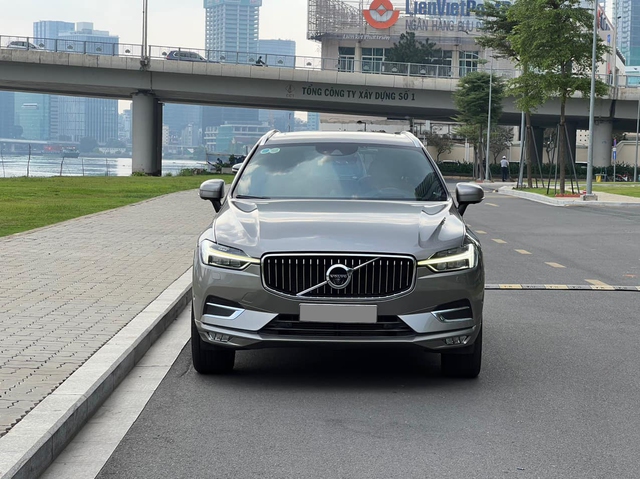 Volvo XC60 cũ rao bán 1,3 tỷ đồng: Chỉ có 60 xe tại Việt Nam, có nhiều 'option' hơn xe đời mới - Ảnh 1.