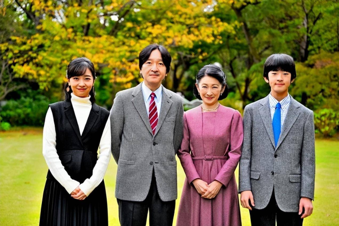 Là người kế vị cuối cùng của hoàng gia Nhật Bản, vị hoàng tử nhí được cả nước Nhật dõi theo giờ ra sao ở tuổi 17?