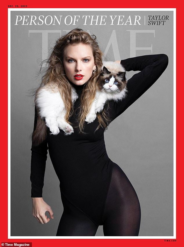 Mèo cưng mắt xanh &quot;quý hơn vàng&quot; của Taylor Swift mới xuất hiện sang trọng trên bìa tạp chí cùng chủ nhân, có giá trị ước tính 2.400 tỷ VNĐ - Ảnh 2.