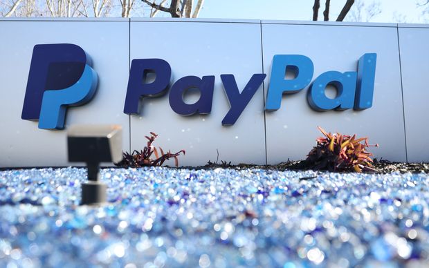 Công ty thanh toán PayPal sa thải 7% nhân công để cắt giảm chi phí - Ảnh 1.