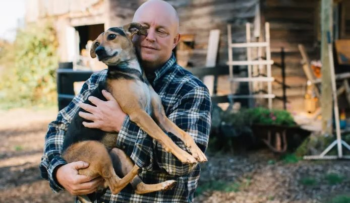 Kiếm hàng tỷ đồng/năm dù chỉ làm 3 tiếng mỗi ngày: Tất cả là nhờ ‘đồ sẵn có’ trong nhà - Ảnh 3. Kiếm hàng tỷ đồng/năm dù chỉ làm 3 tiếng mỗi ngày: Tất cả là nhờ ‘đồ sẵn có’ trong nhà - Ảnh 3.