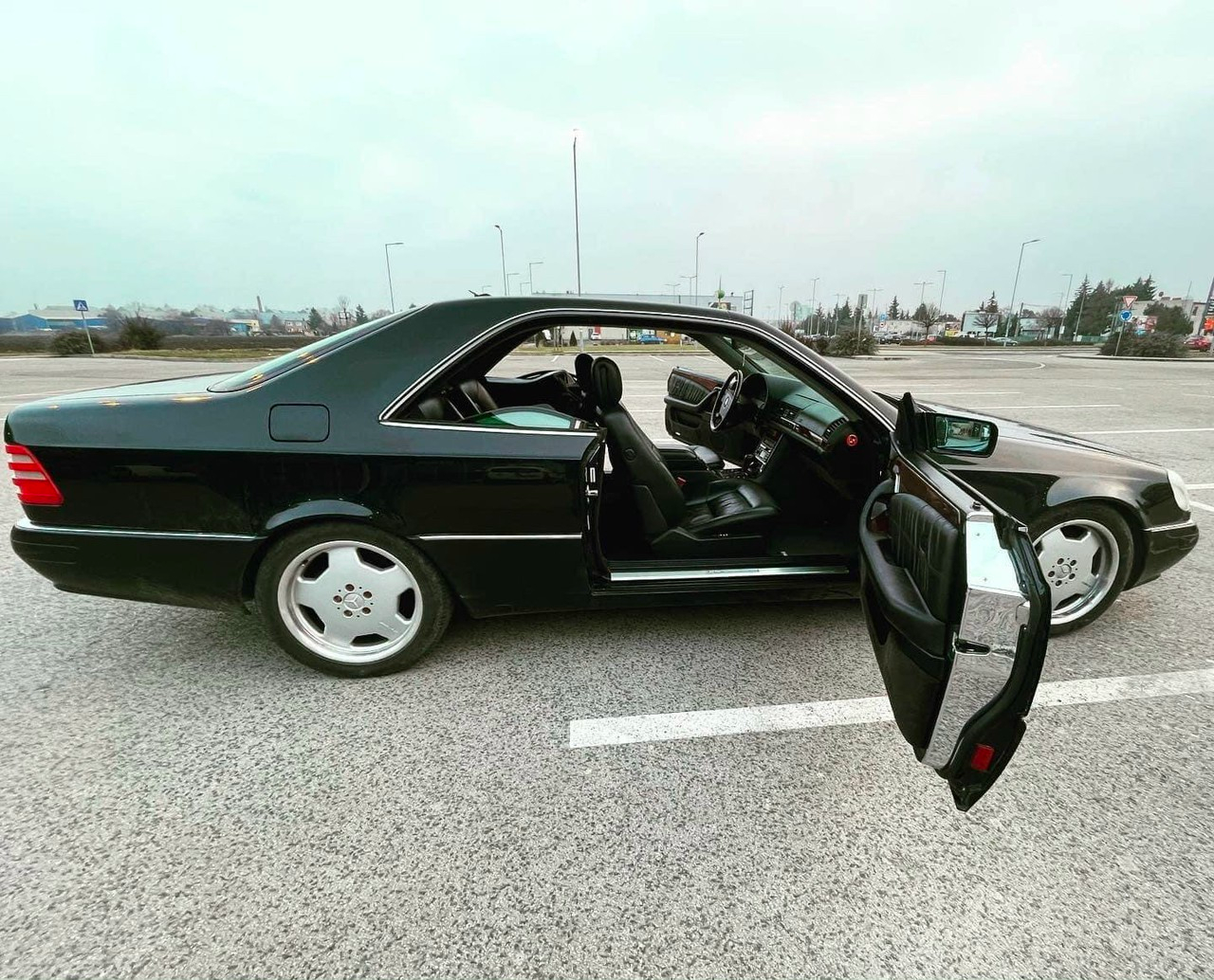 Dân chơi Nha Trang phục dựng Mercedes-Benz S500 Coupe 1999: Chi hàng tỉ đồng, mất hơn 1 năm - Ảnh 1.