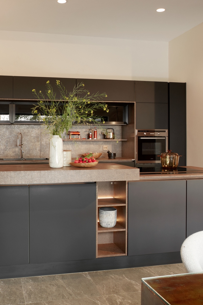 Chuyện sửa nhà của cặp đôi nổi tiếng: Từ bất đồng quan điểm đến món quà đặc biệt khiến nửa kia rơi nước mắt - Ảnh 7.