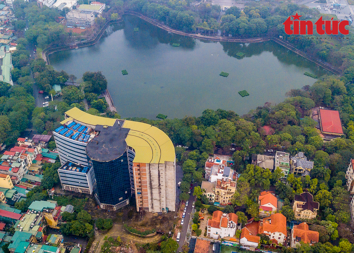 Hà Nội: Dự án bệnh viện 5 sao bị bỏ hoang một cách khó hiểu - Ảnh 12. Hà Nội: Dự án bệnh viện 5 sao bị bỏ hoang một cách khó hiểu - Ảnh 12.