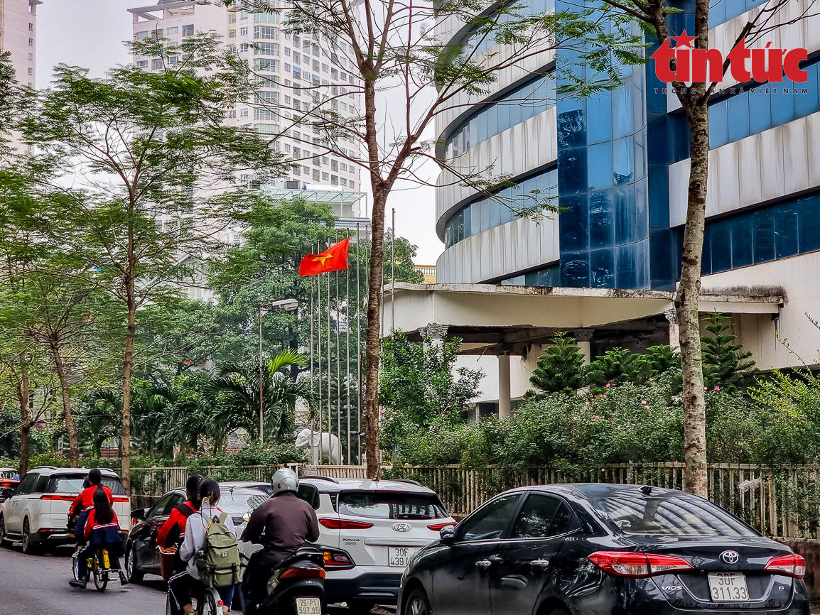 Hà Nội: Dự án bệnh viện 5 sao bị bỏ hoang một cách khó hiểu - Ảnh 7. Hà Nội: Dự án bệnh viện 5 sao bị bỏ hoang một cách khó hiểu - Ảnh 7.