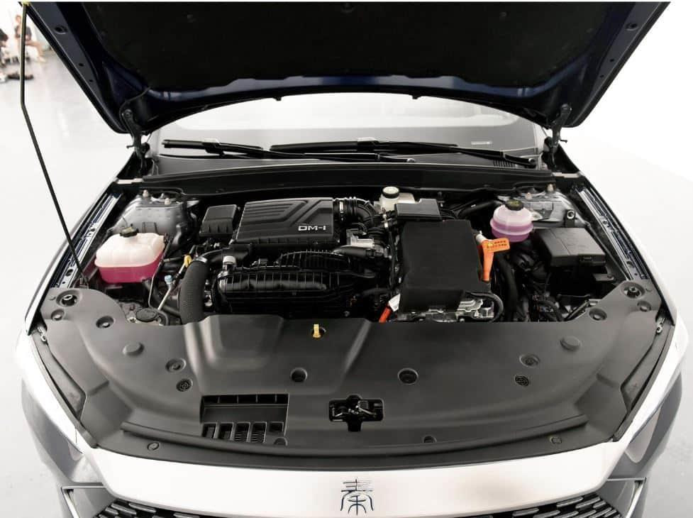 Cận cảnh mẫu ô tô vừa được mở bán, giá chỉ hơn 300 triệu đồng, kỳ vọng bứt phá doanh số - Ảnh 4.