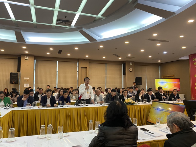 Hàng trăm doanh nghiệp kiến nghị nóng về quy định kinh doanh xăng dầu - Ảnh 1. Hàng trăm doanh nghiệp kiến nghị nóng về quy định kinh doanh xăng dầu - Ảnh 1.