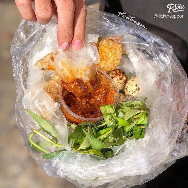 Điểm tên 5 khu chung cư cũ được mệnh danh là “thánh địa” ăn uống của TP.HCM - Ảnh 33.