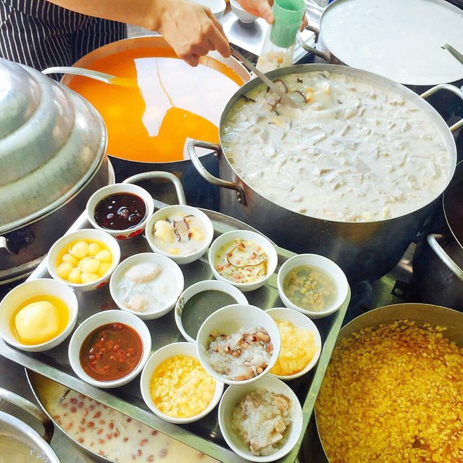 Điểm tên 5 khu chung cư cũ được mệnh danh là “thánh địa” ăn uống của TP.HCM - Ảnh 27.