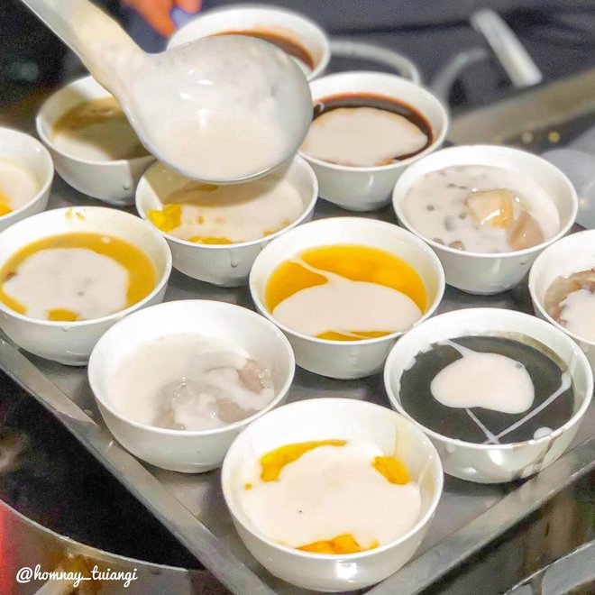 Điểm tên 5 khu chung cư cũ được mệnh danh là “thánh địa” ăn uống của TP.HCM - Ảnh 24.