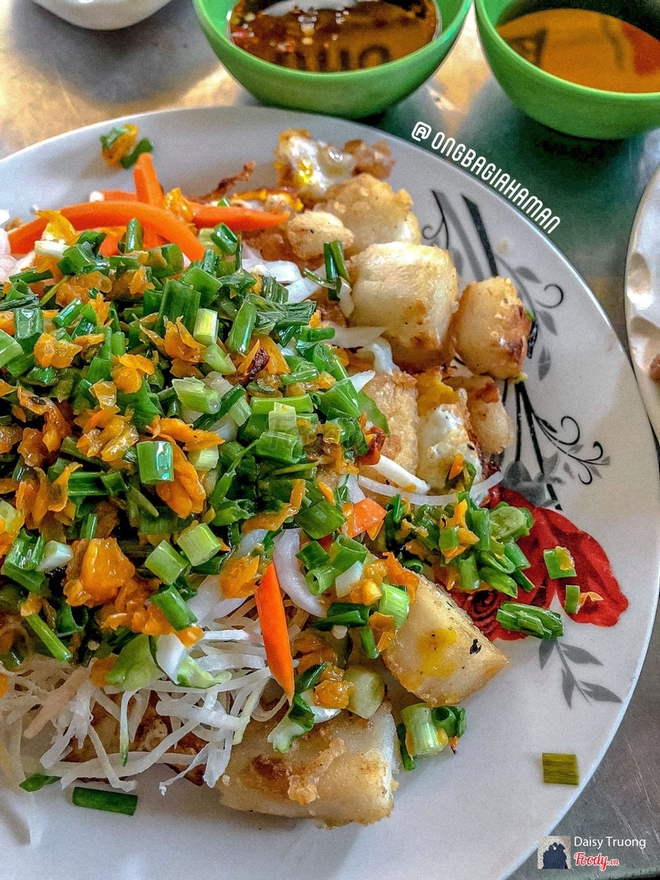 Điểm tên 5 khu chung cư cũ được mệnh danh là “thánh địa” ăn uống của TP.HCM - Ảnh 21.